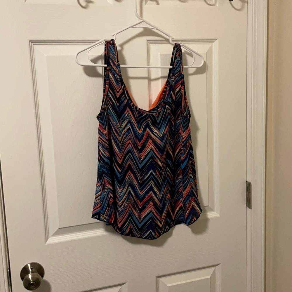 GUC sleeveless tank top w size small